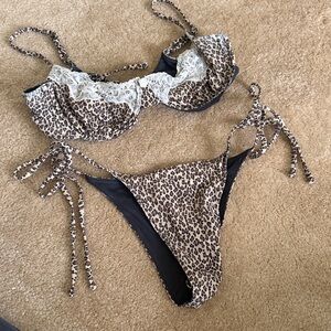 SET TOP AND BOTTOM SOLD OUT FRANKIES BIKINIS BABY LEOPARD LACE CHEETAH BIKINI